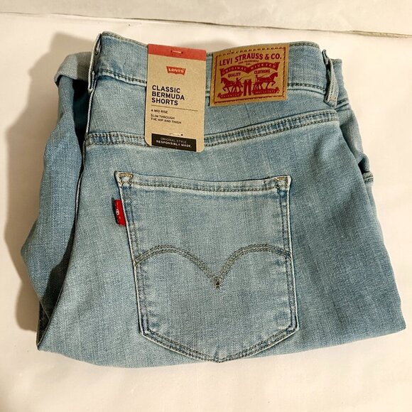 New Levis Classic Bermuda Jean Shorts Size 12 Blue Mid Rise Slim Throughout Boho - Picture 1 of 10